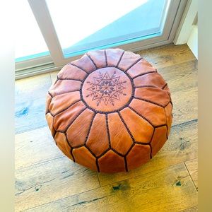 Moroccan pouf! Handmade with real leather.